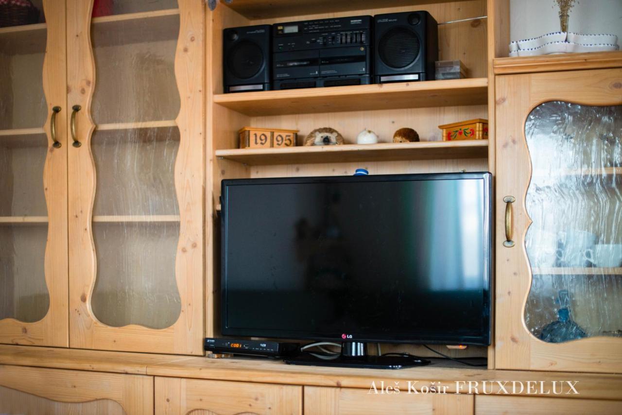 Willa Pet & Family Friendly House Viktorija - House Near Golica With Triglav View Jesenice Zewnętrze zdjęcie